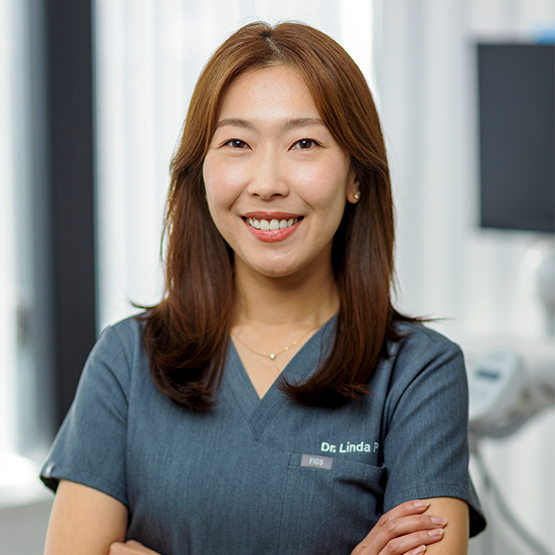 Braintree periodontist Doctor Linda Park